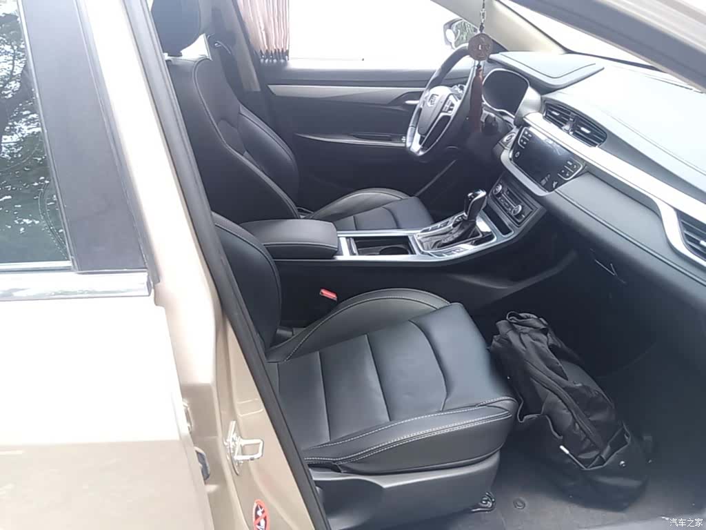 Geely Emgrand, 2019 25