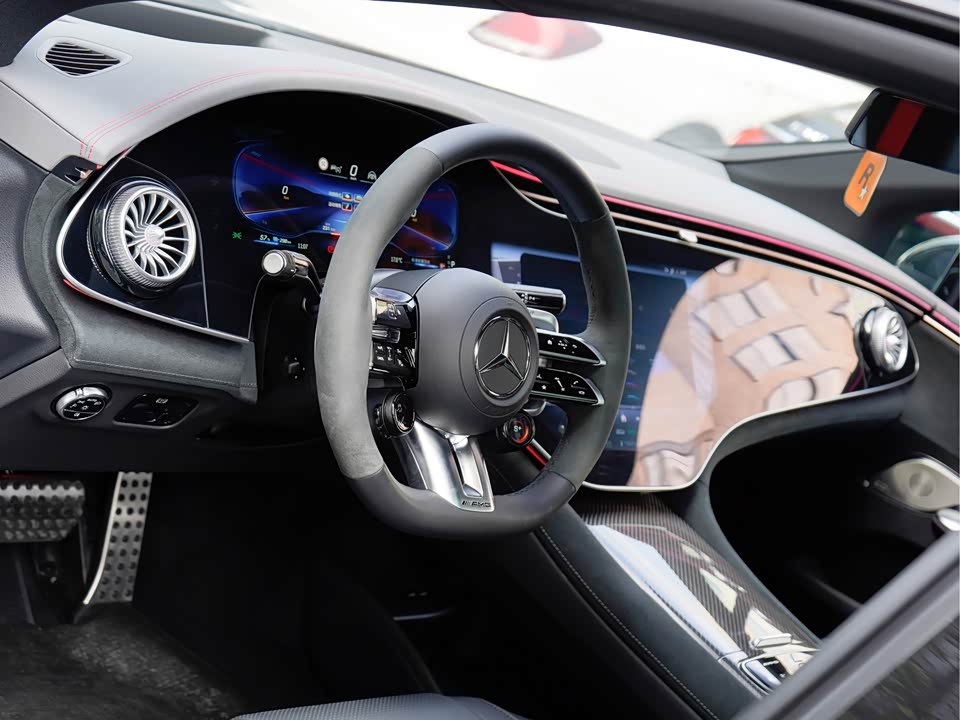 Mercedes-Benz EQE AMG