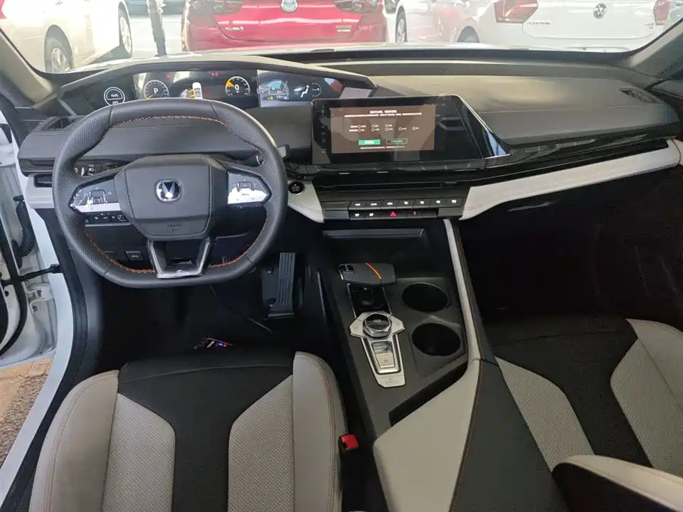 Changan UNI-V Smart iDD