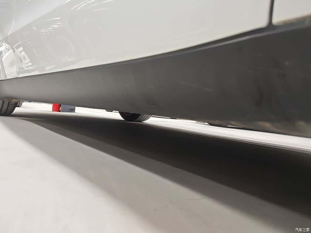 Tesla Model Y, 2021 21