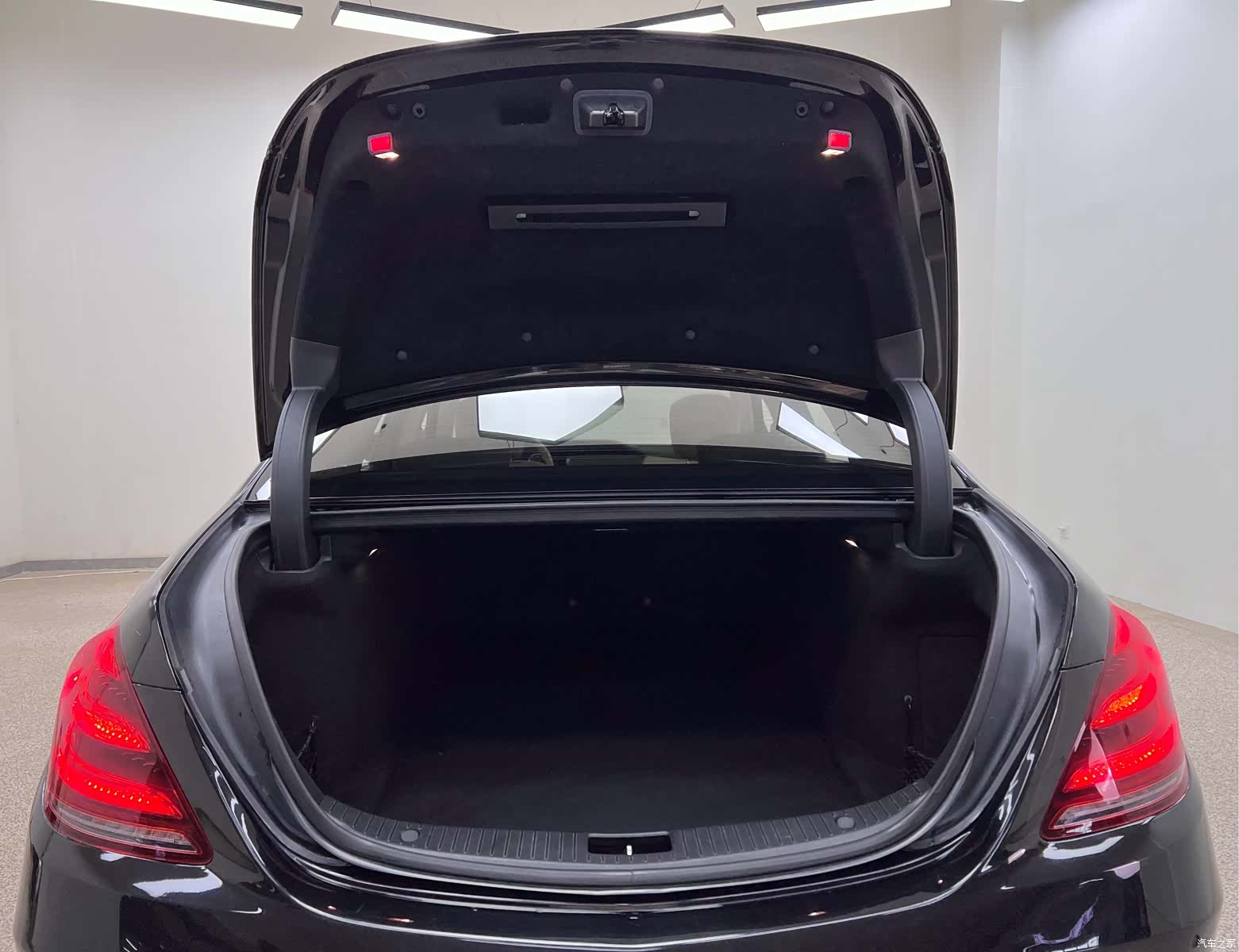 Mercedes-Benz S-Class, 2014 29