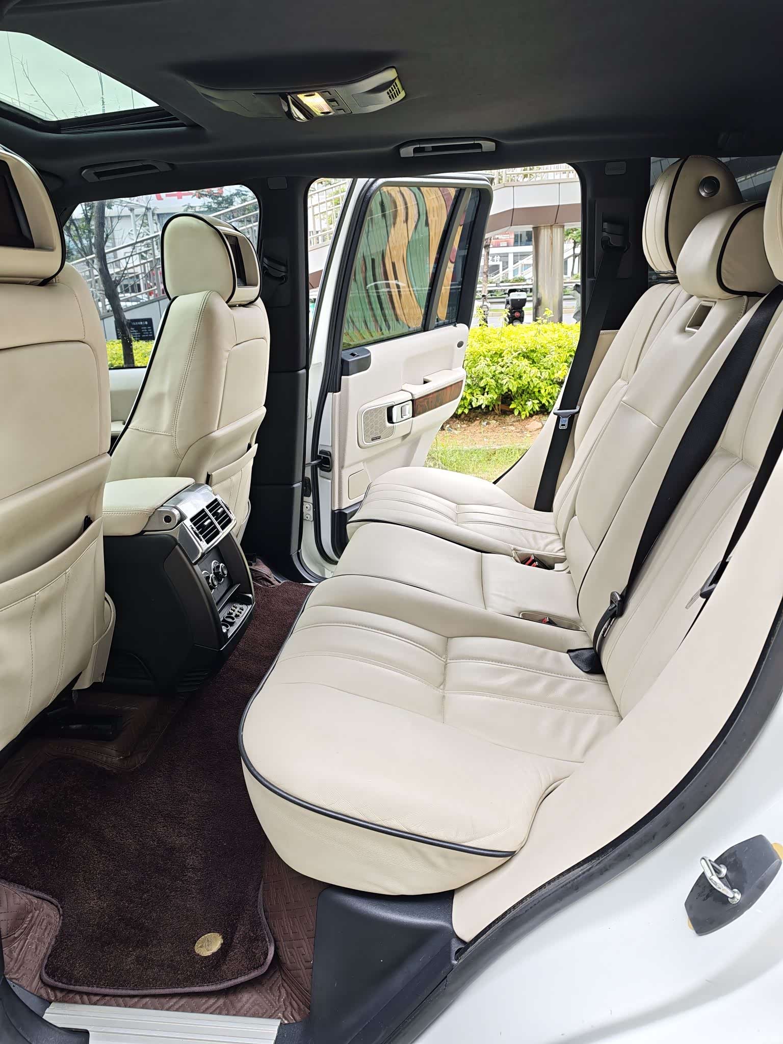 Land Rover Range Rover, 2012 9