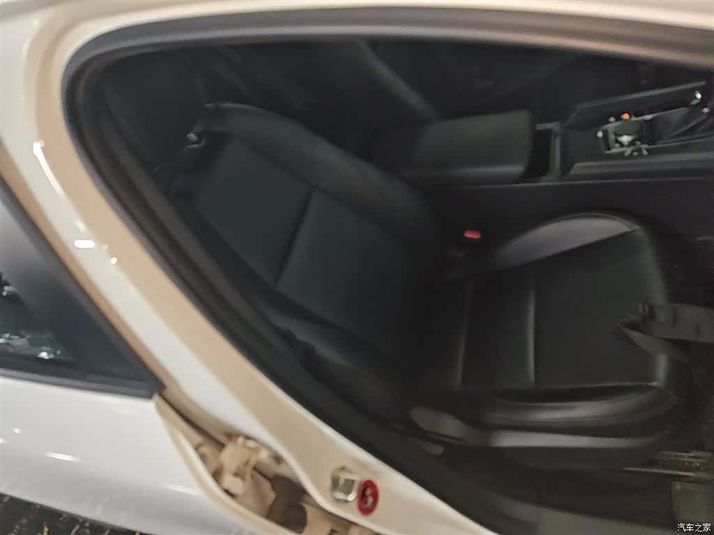 Mazda Mazda3, 2022 25