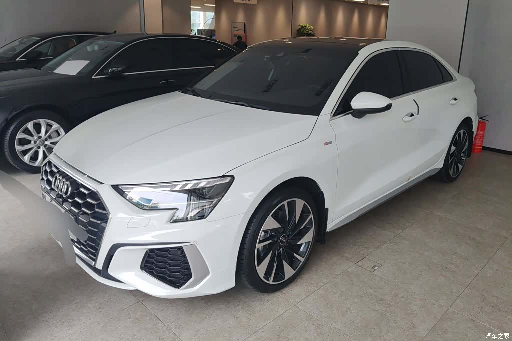 Audi A3, 2024 1