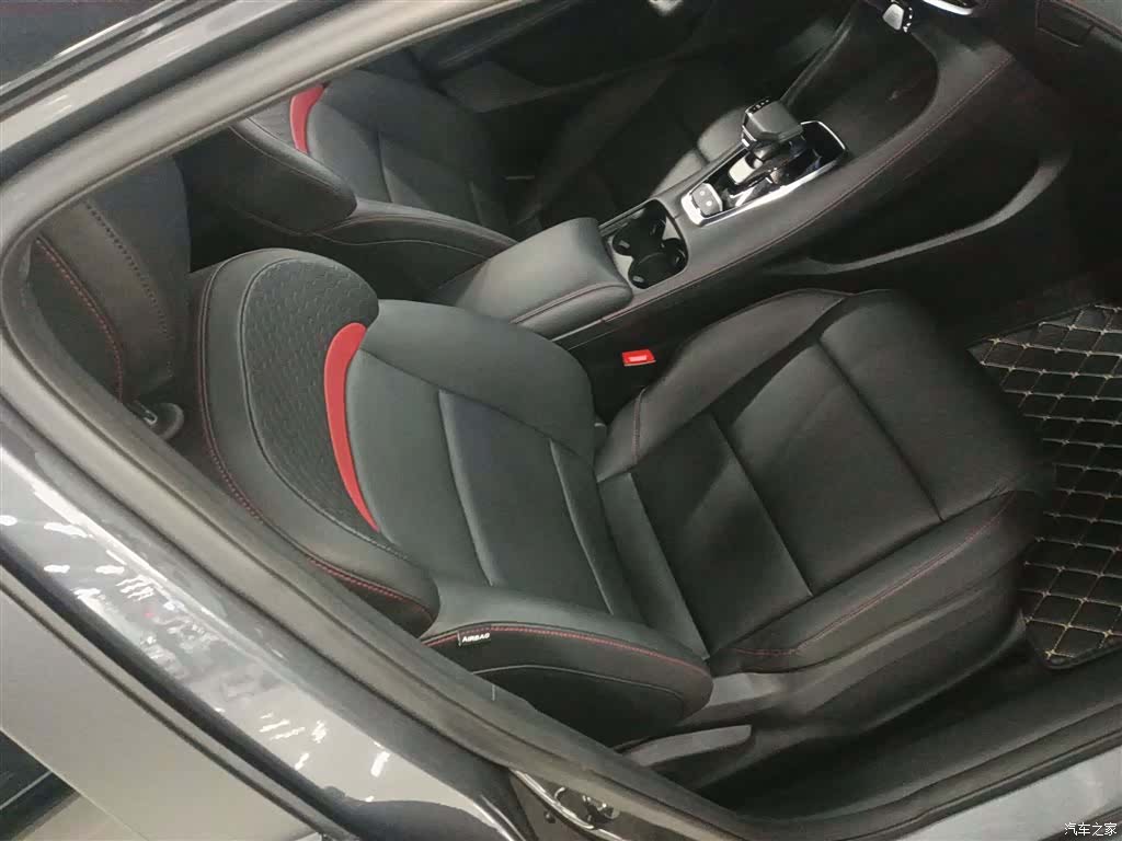 MG MG5, 2025 17