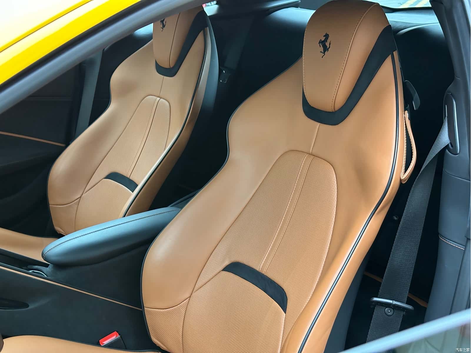 Ferrari Roma, 2022 7