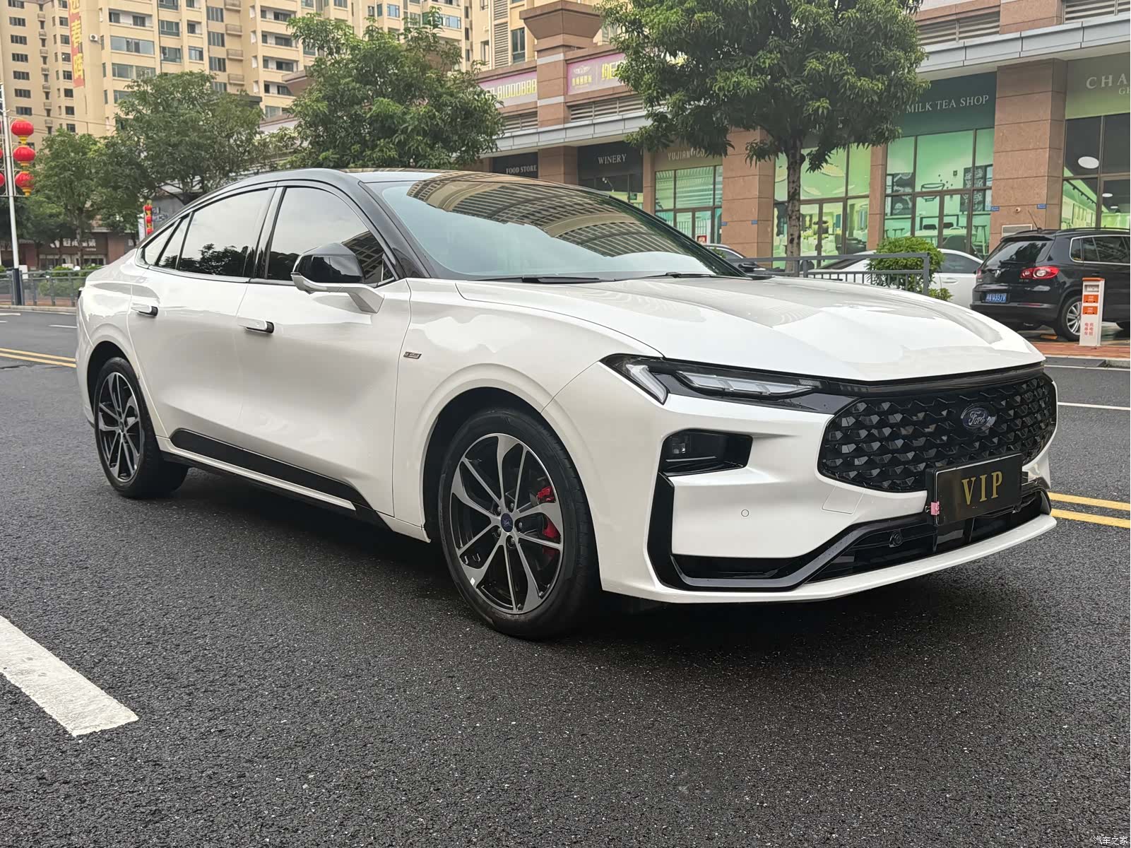 Ford Mondeo, 2022 3