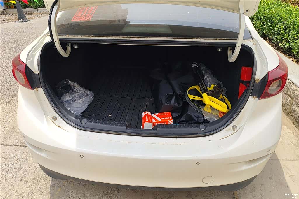 Mazda Mazda3, 2016 4