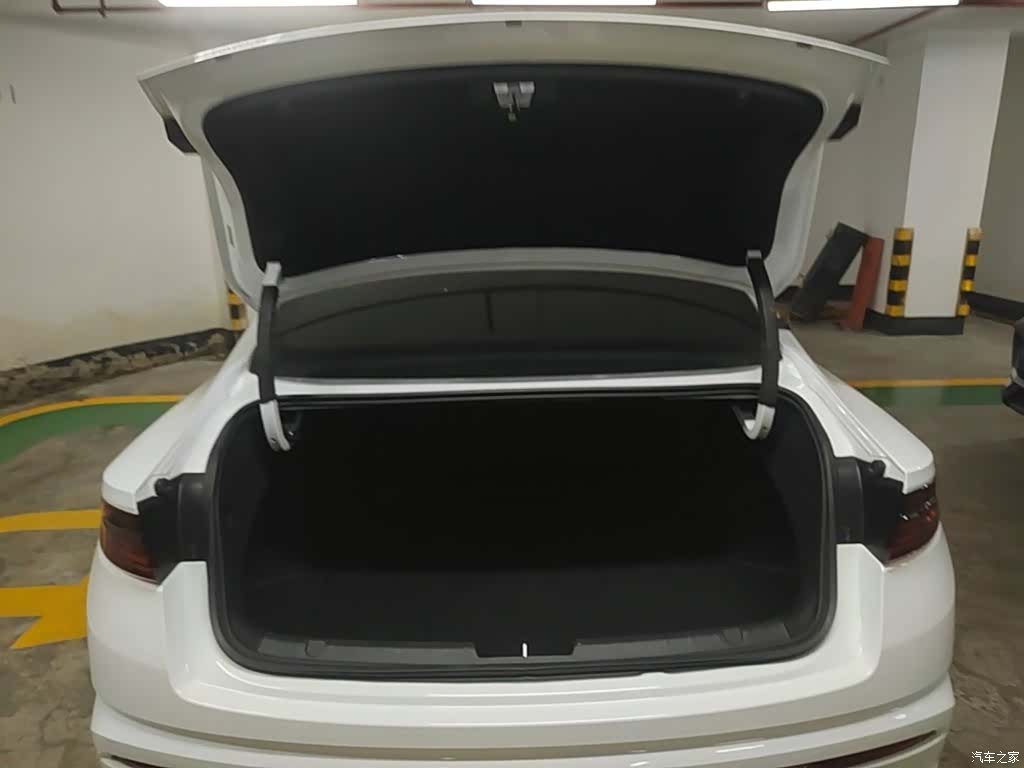 Geely Preface, 2024 19