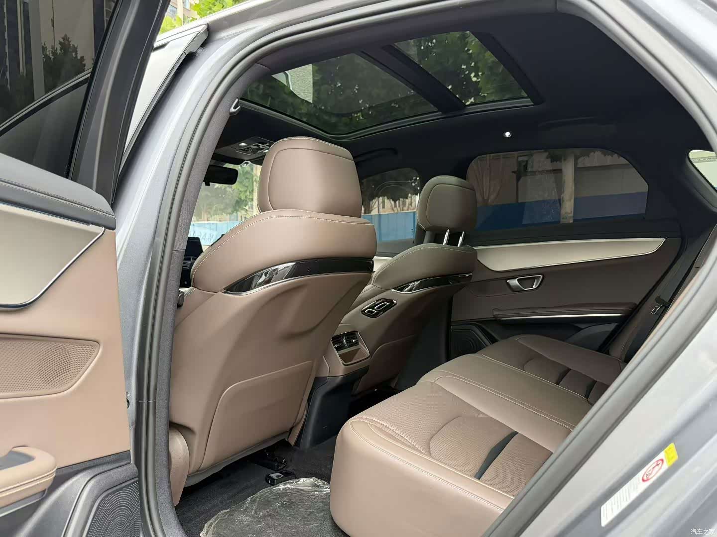 BYD Han, 2022 все фото