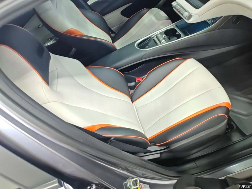 BYD Dolphin, 2022 25