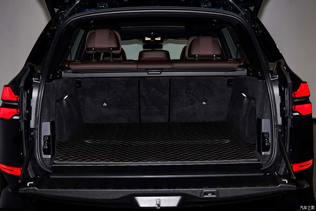 BMW X5, 2024 32
