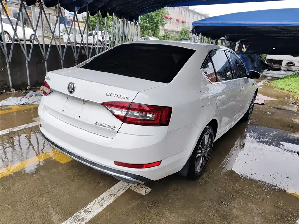 Skoda Octavia Skoda Octavia