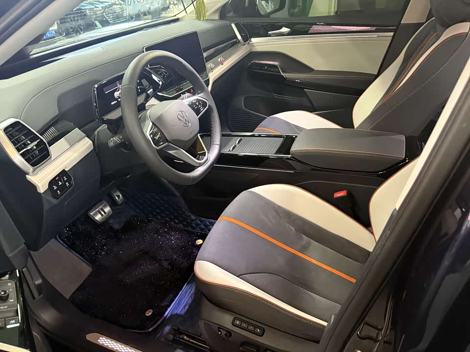 Volkswagen ID.6 CROZZ