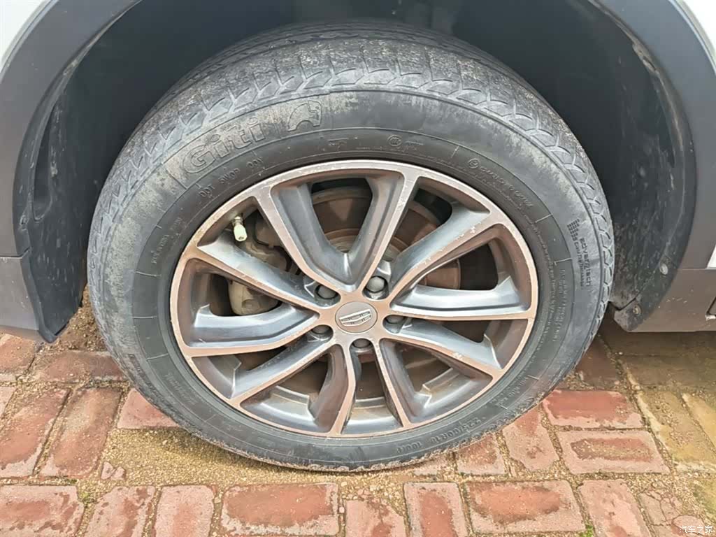 Geely Boyue, 2019 23