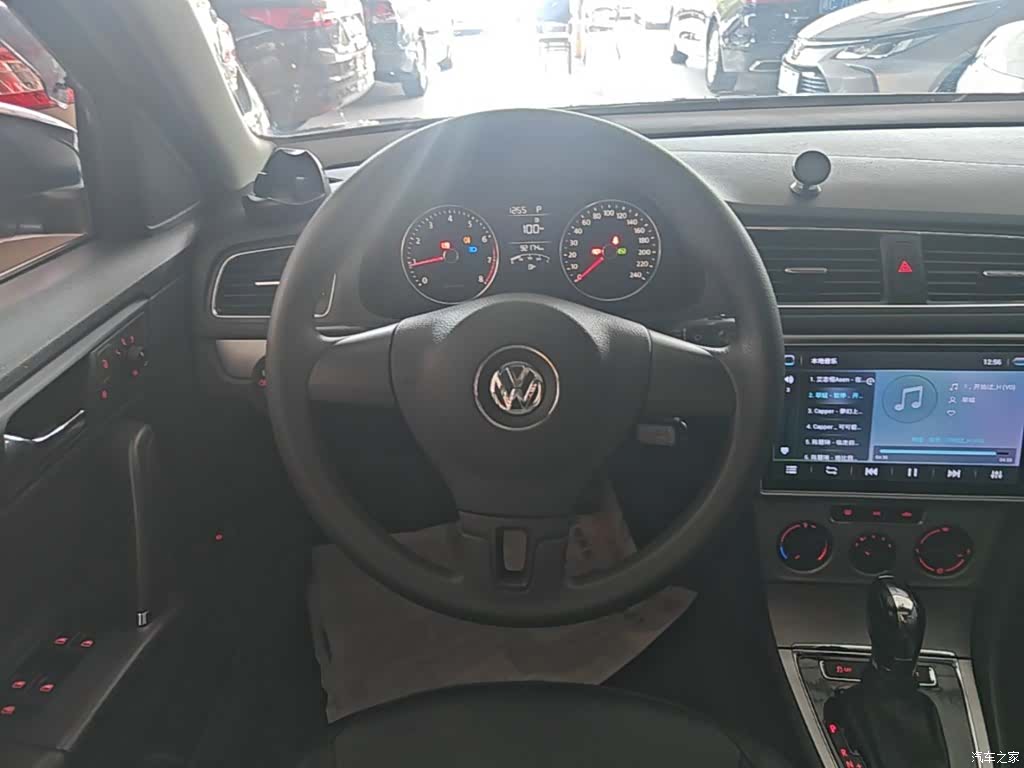 Volkswagen Lavida, 2016 11