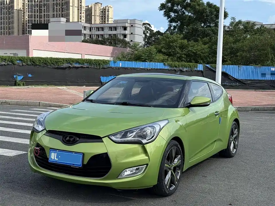 Hyundai Veloster