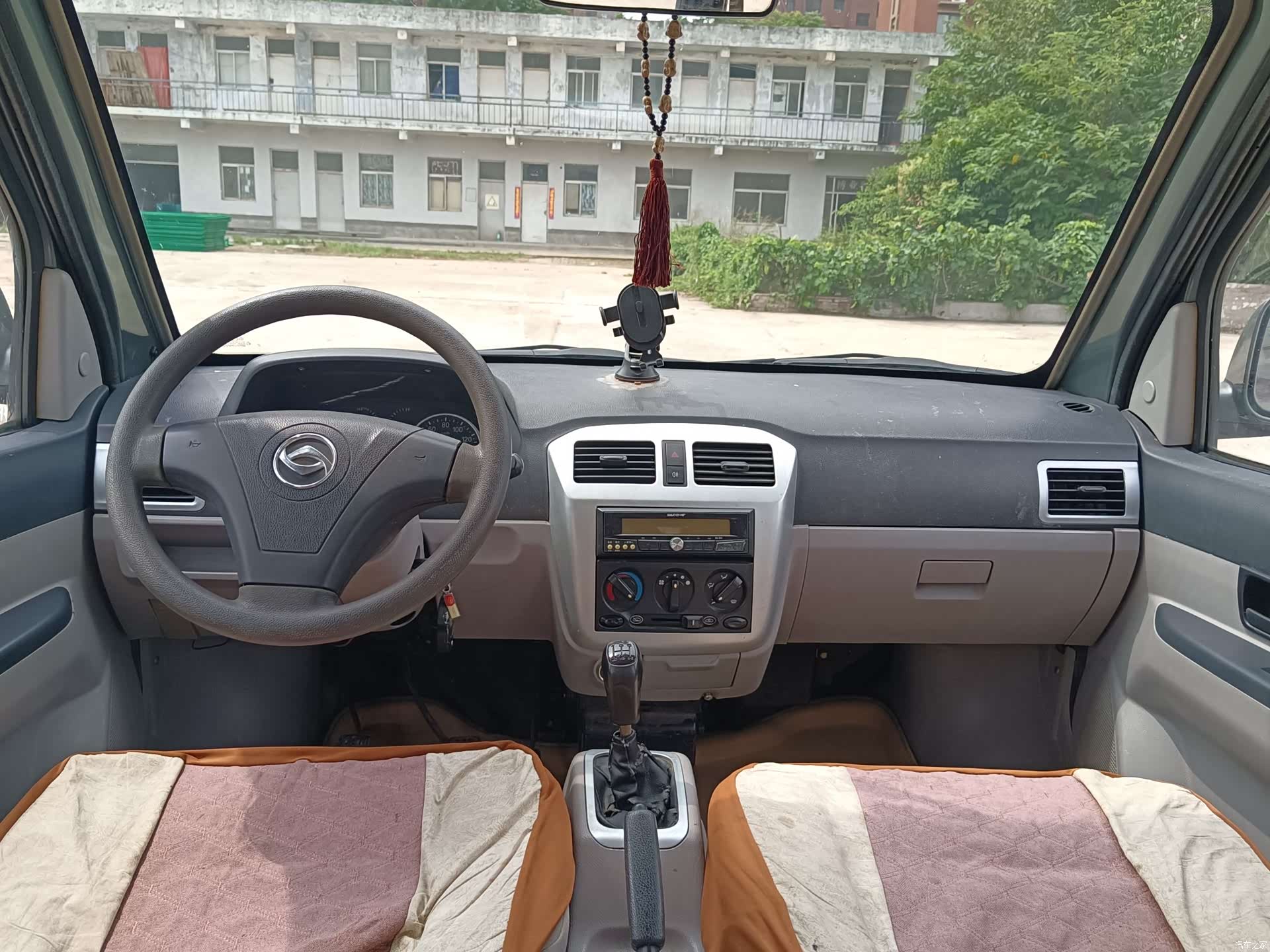 ShanQiTongJia L-6400A, 2014 13