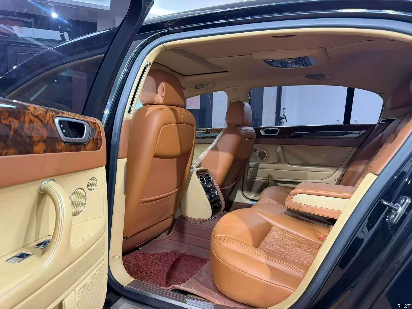 Bentley Flying Spur, 2010 6