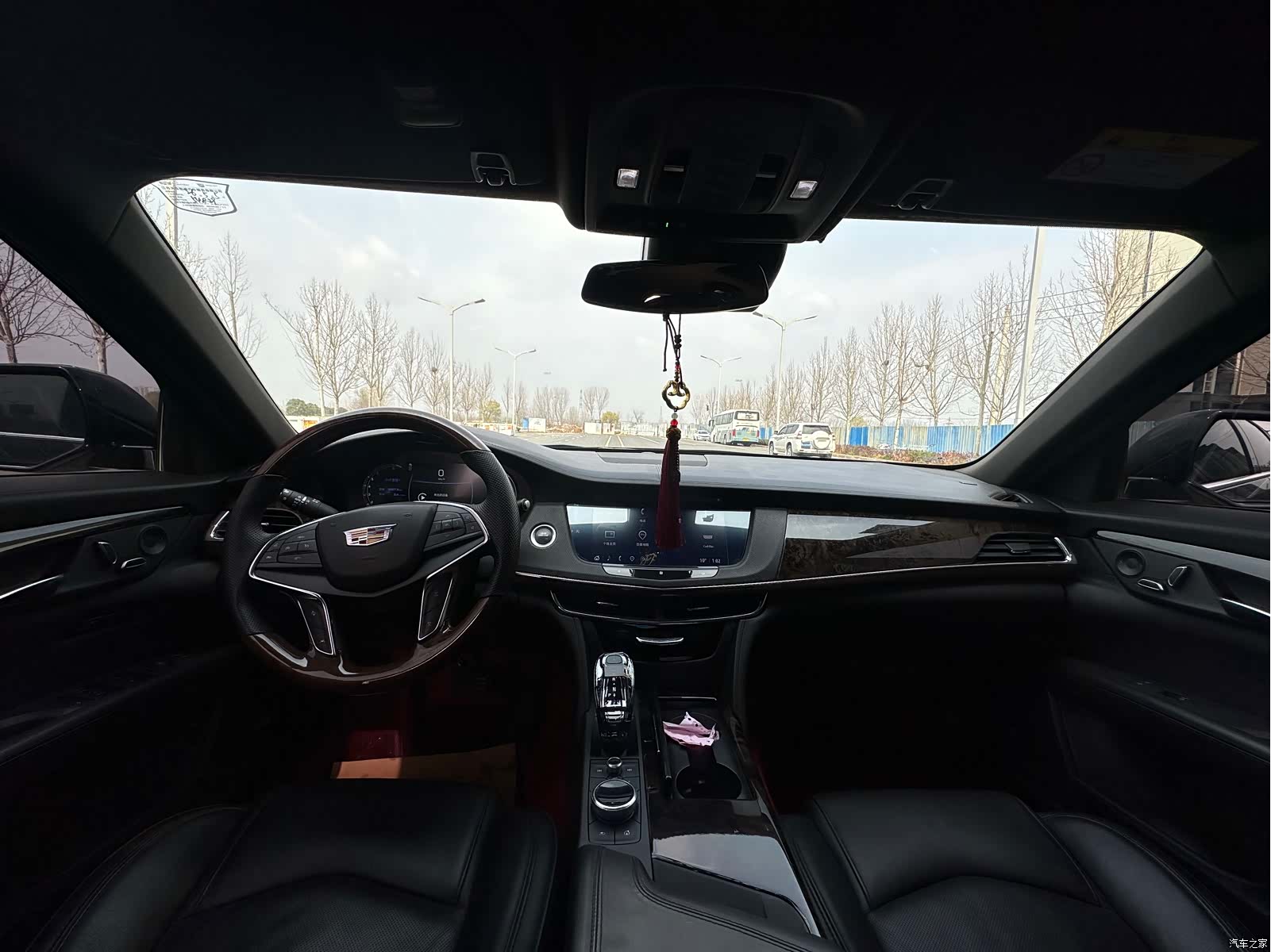 Cadillac CT6, 2023 все фото