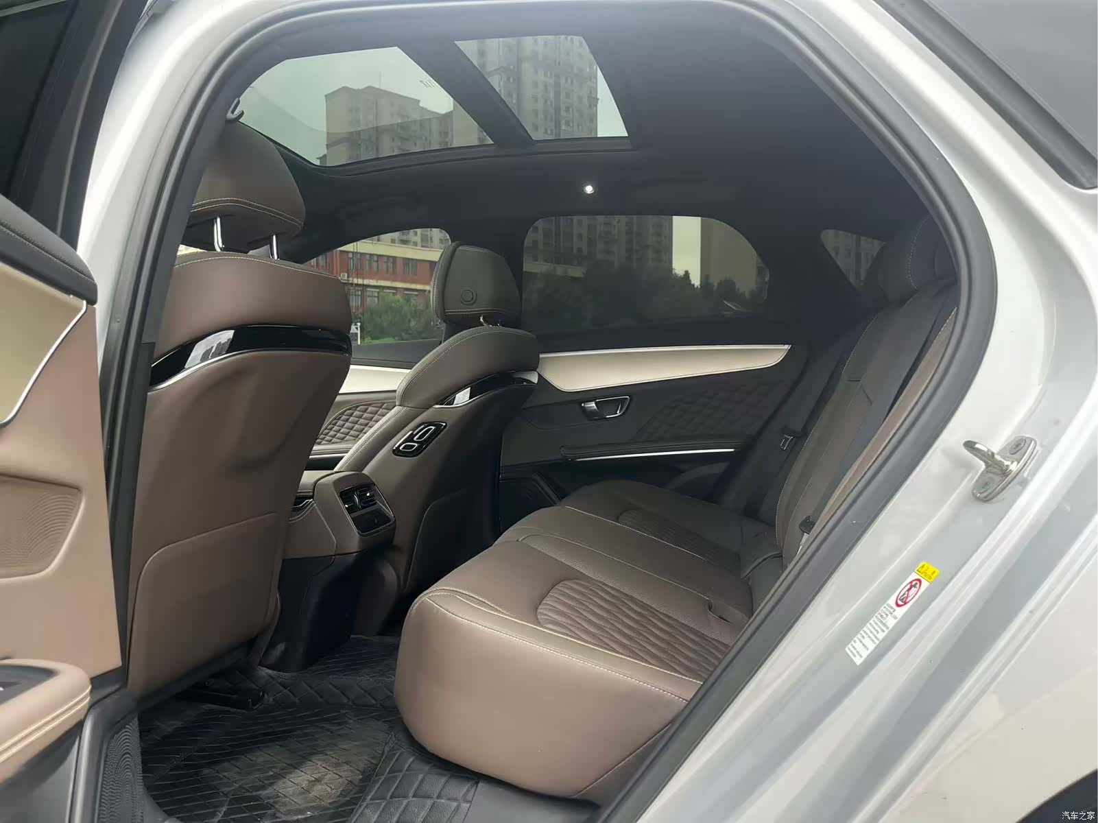 BYD Han, 2024 все фото