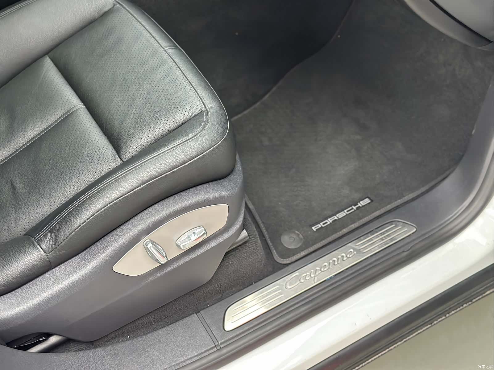 Porsche Cayenne, 2015 40