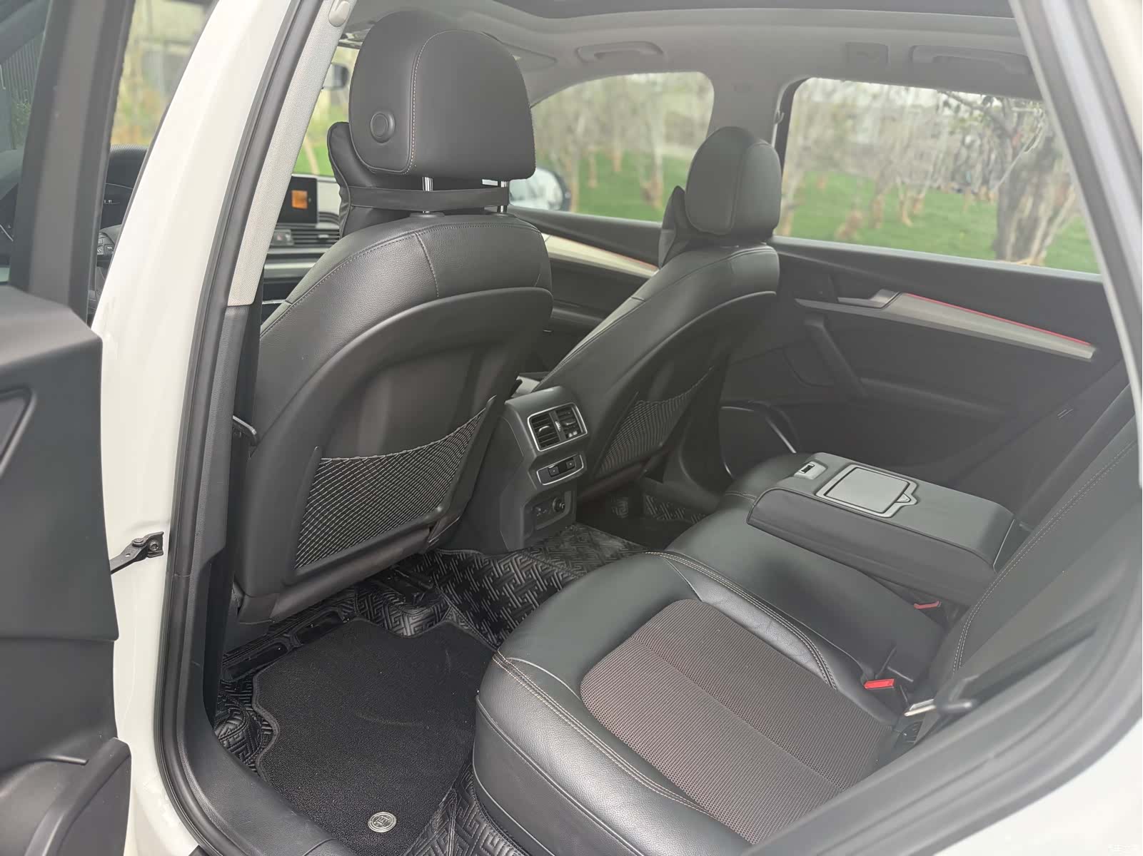 Audi Q5L, 2019 10