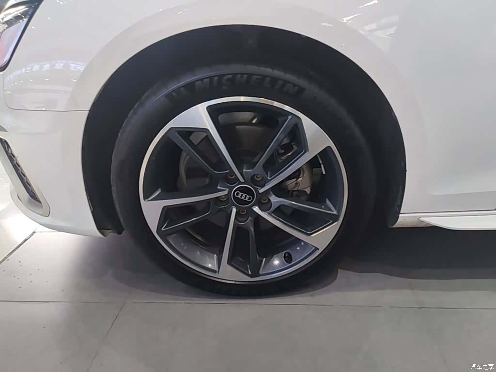 Audi A4L, 2023 23