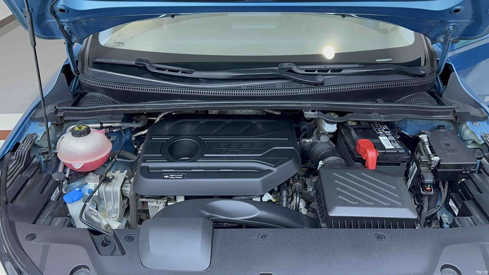 Geely Emgrand, 2022 20