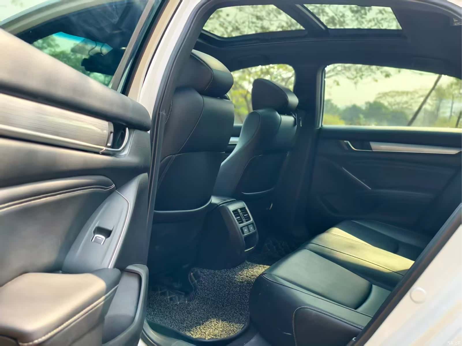 Honda Inspire, 2022 9