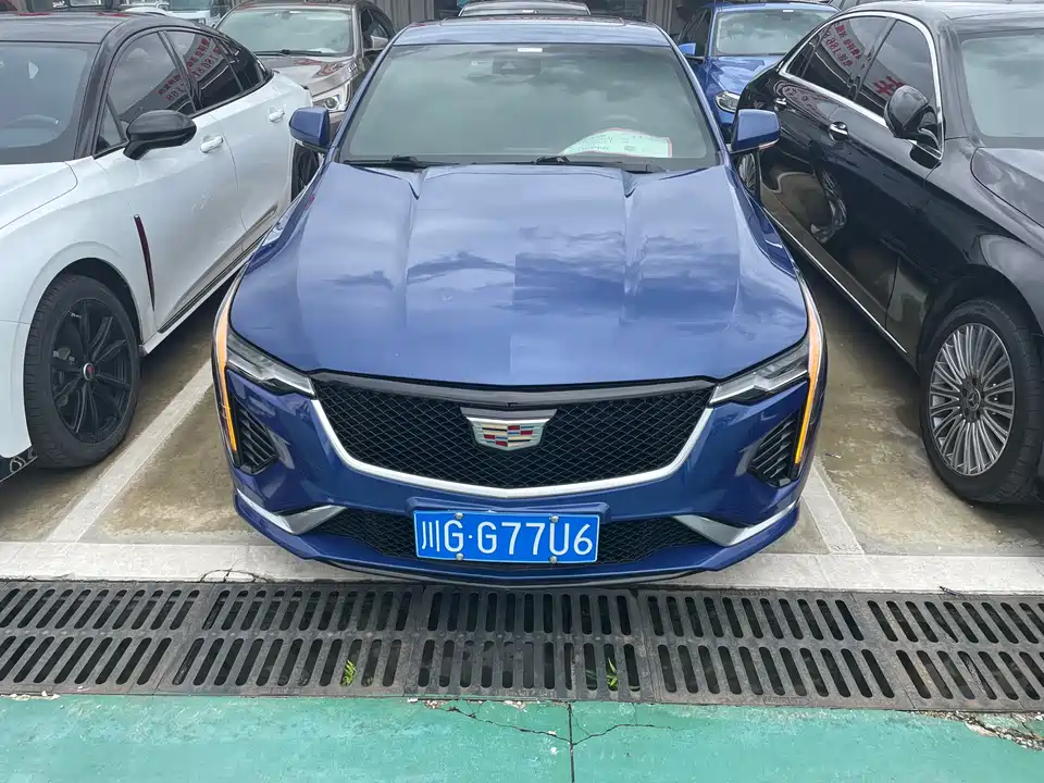 Cadillac CT4