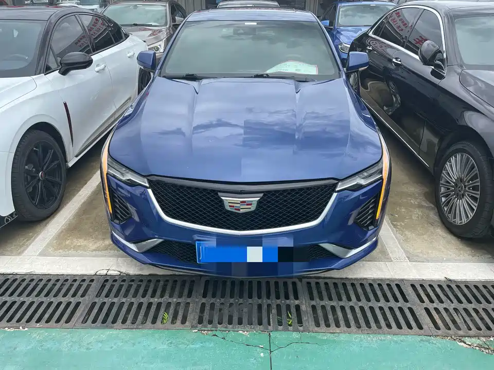 Cadillac CT4