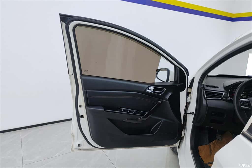 Wuling 310, 2017 7