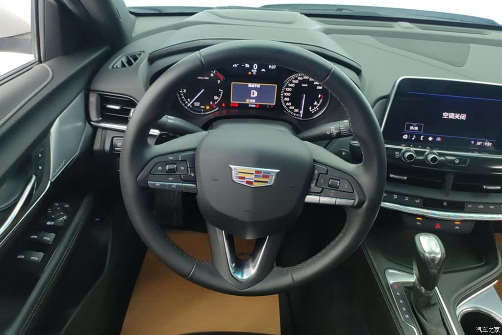 Cadillac CT4, 2024 15