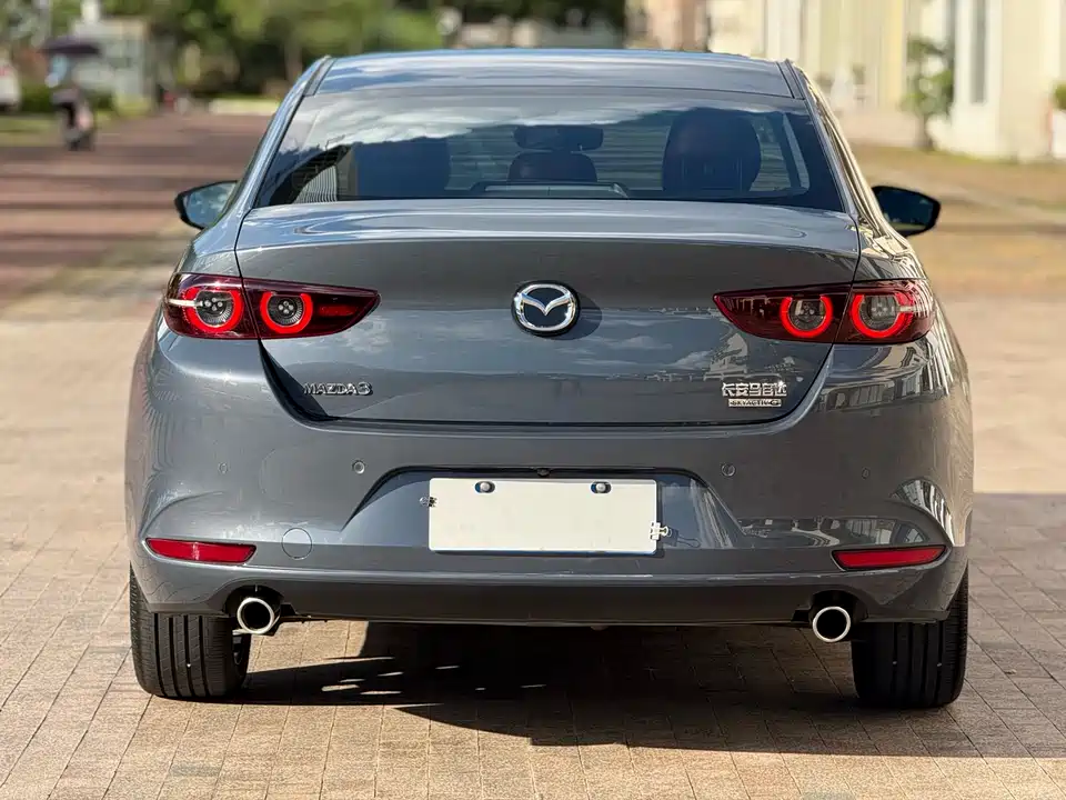 Mazda 3 Angkesaila