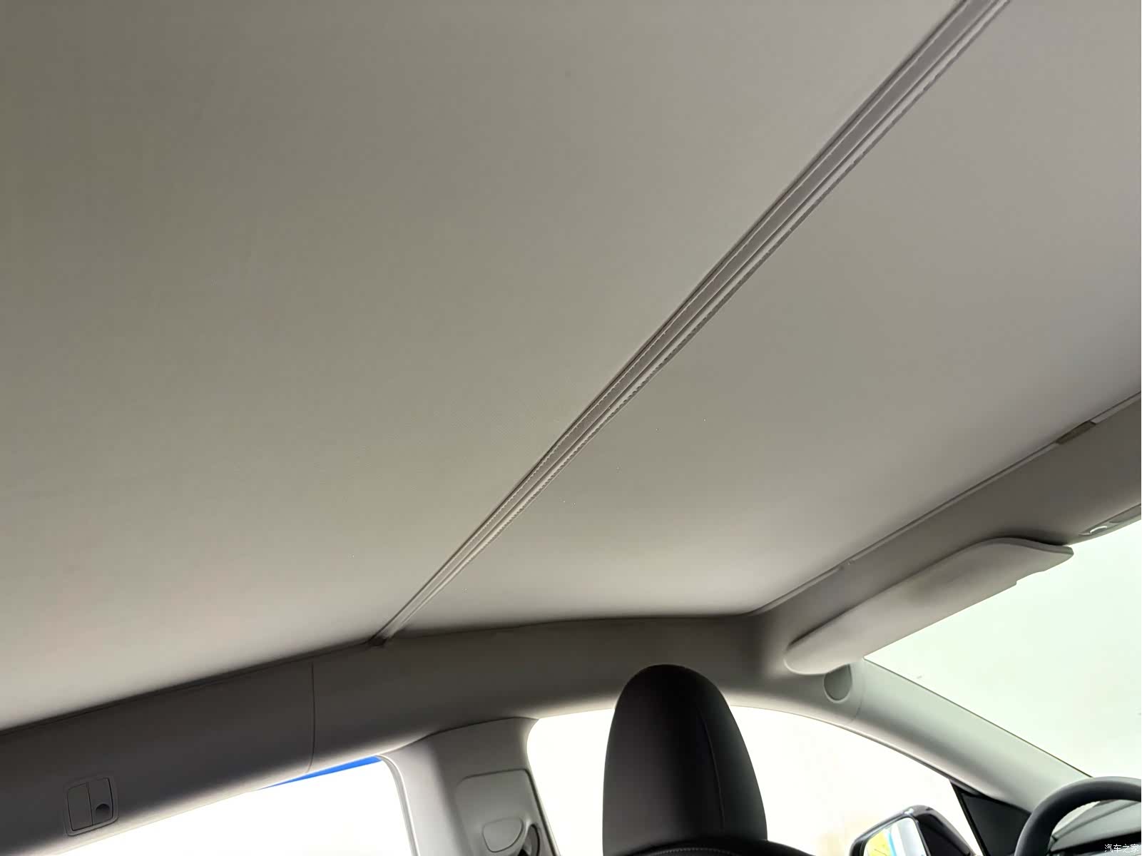Tesla Model Y, 2022 15