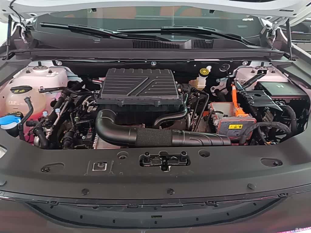 Jetour L7, 2025 20
