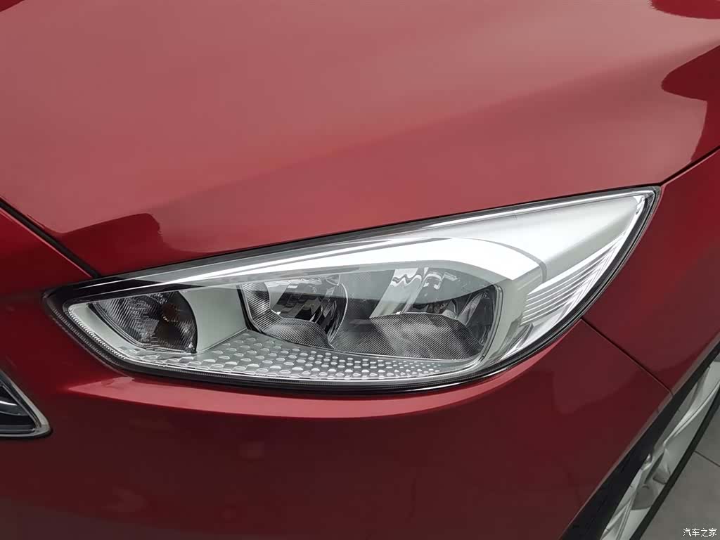Ford Focus, 2018 7