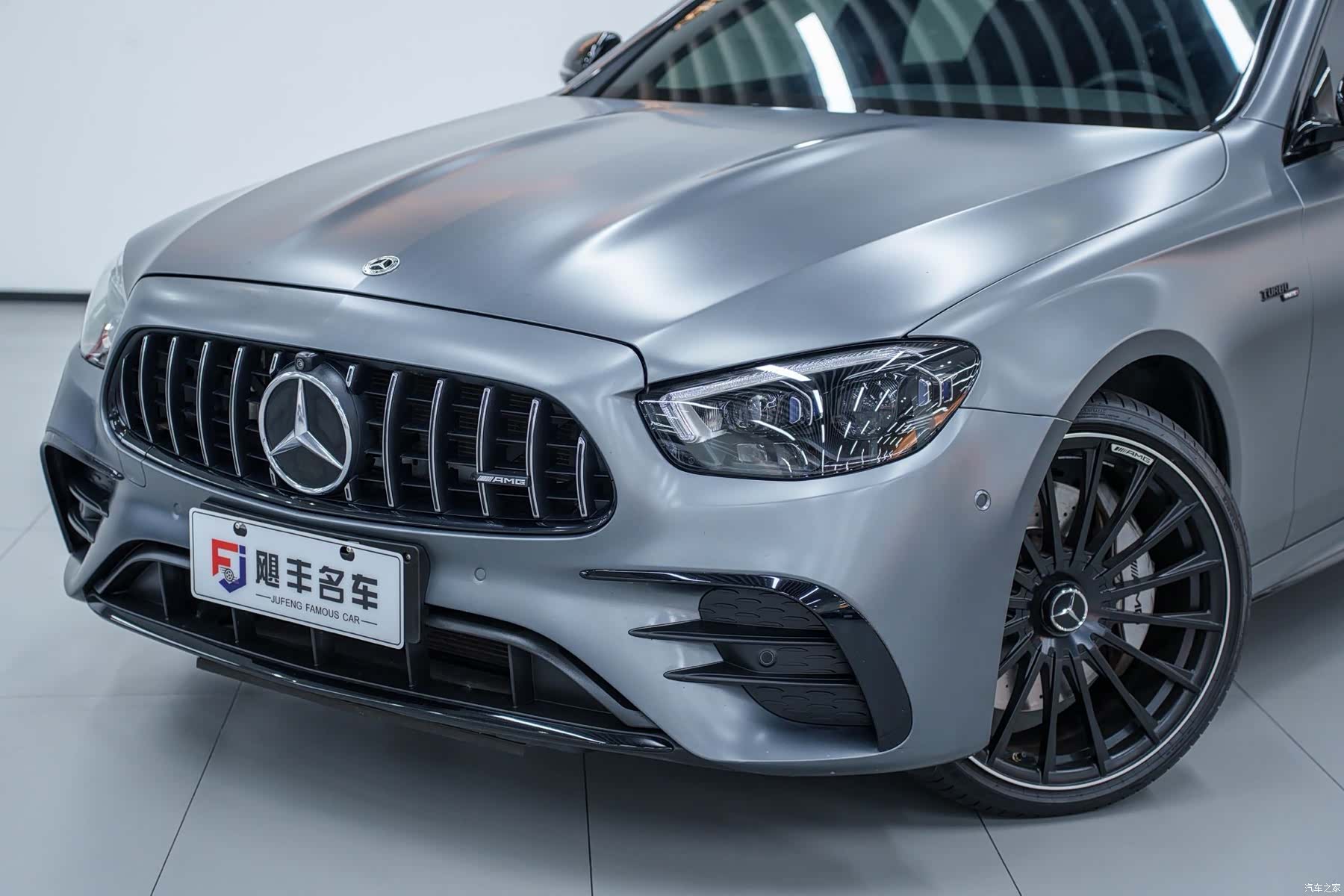Mercedes-Benz E-Class, 2022 3