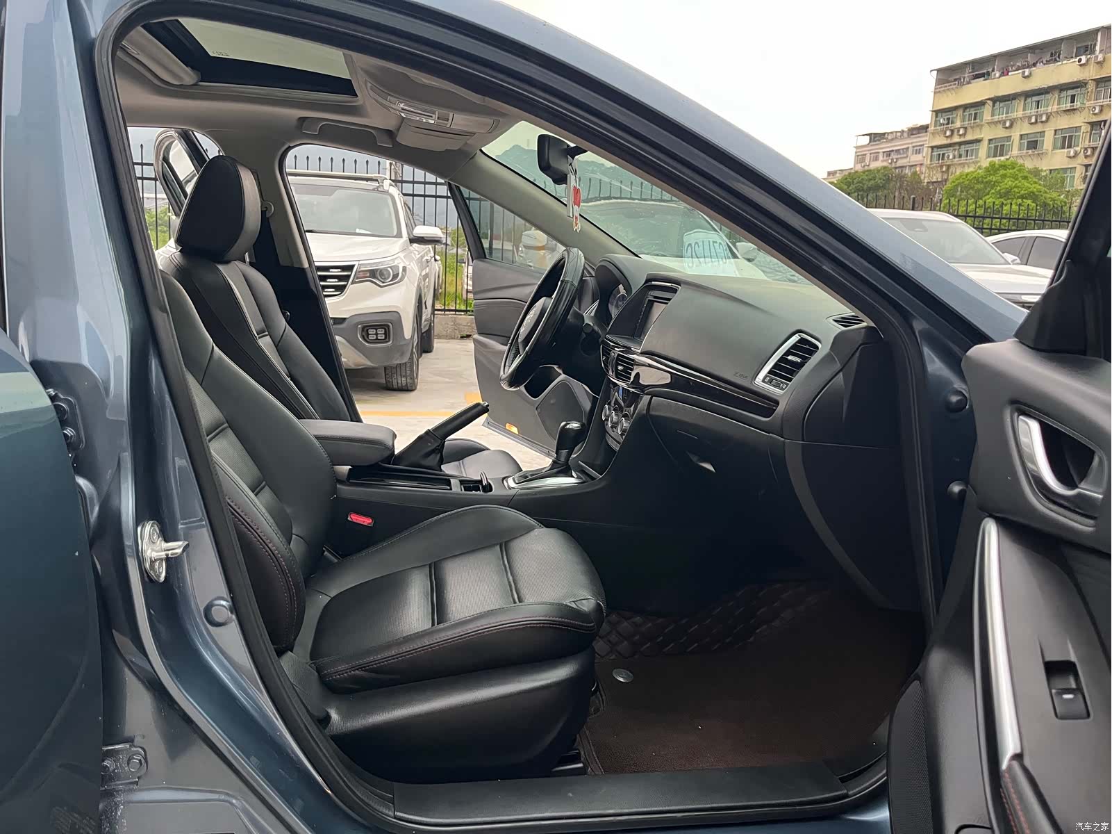 Mazda Atenza, 2016 9