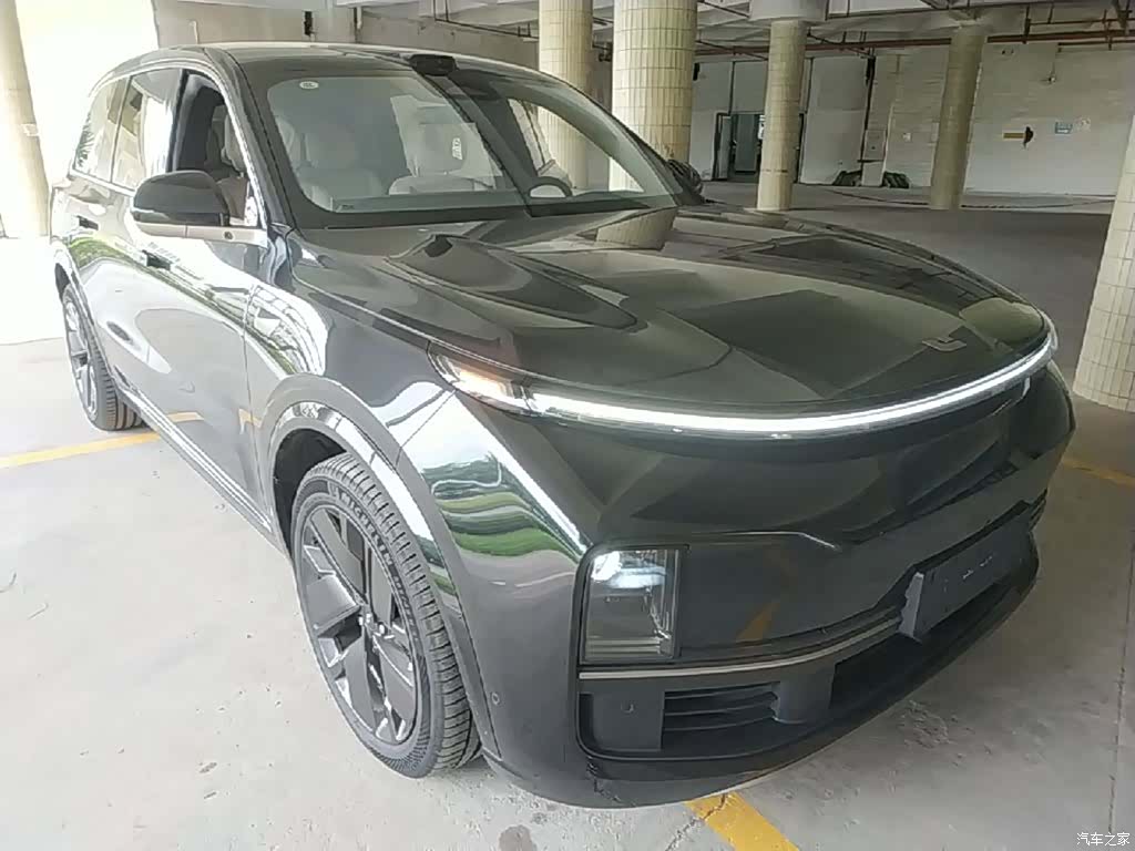 Li Auto L9, 2025 4