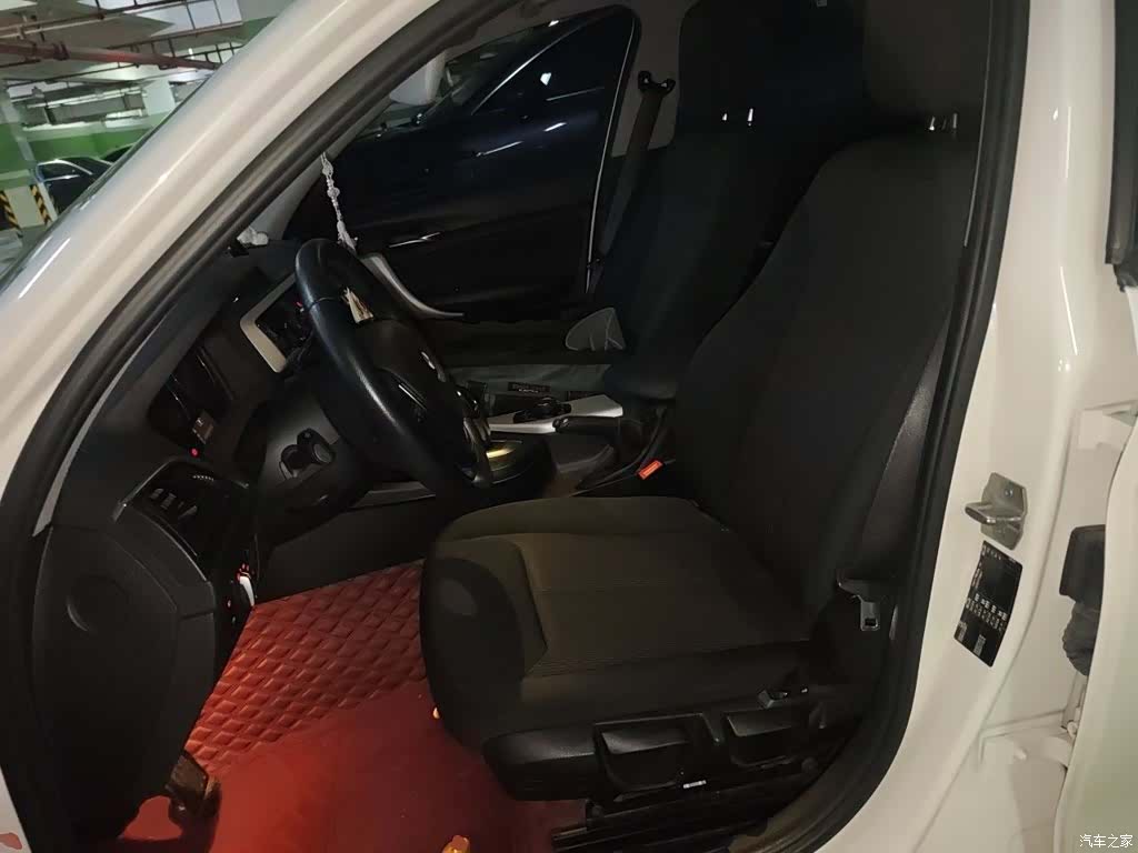BMW 1 Series, 2018 8