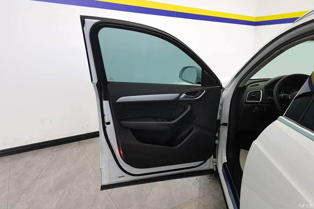 Audi Q3, 2018 7