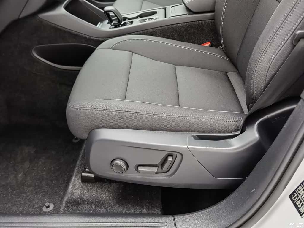 Volvo XC40, 2021 20