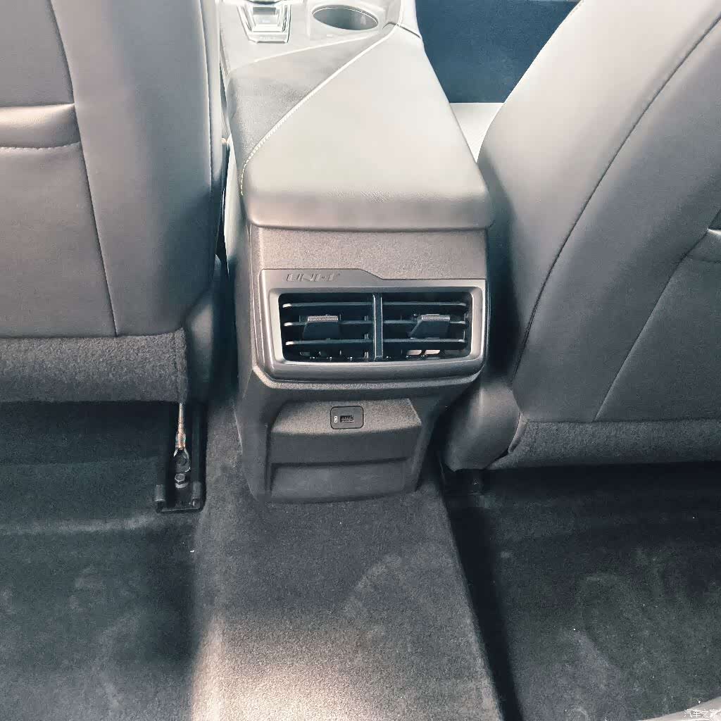 Changan UNI-V, 2022 12