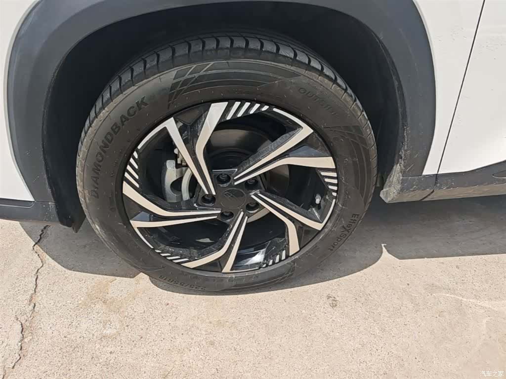 Geely Boyue, 2023 23