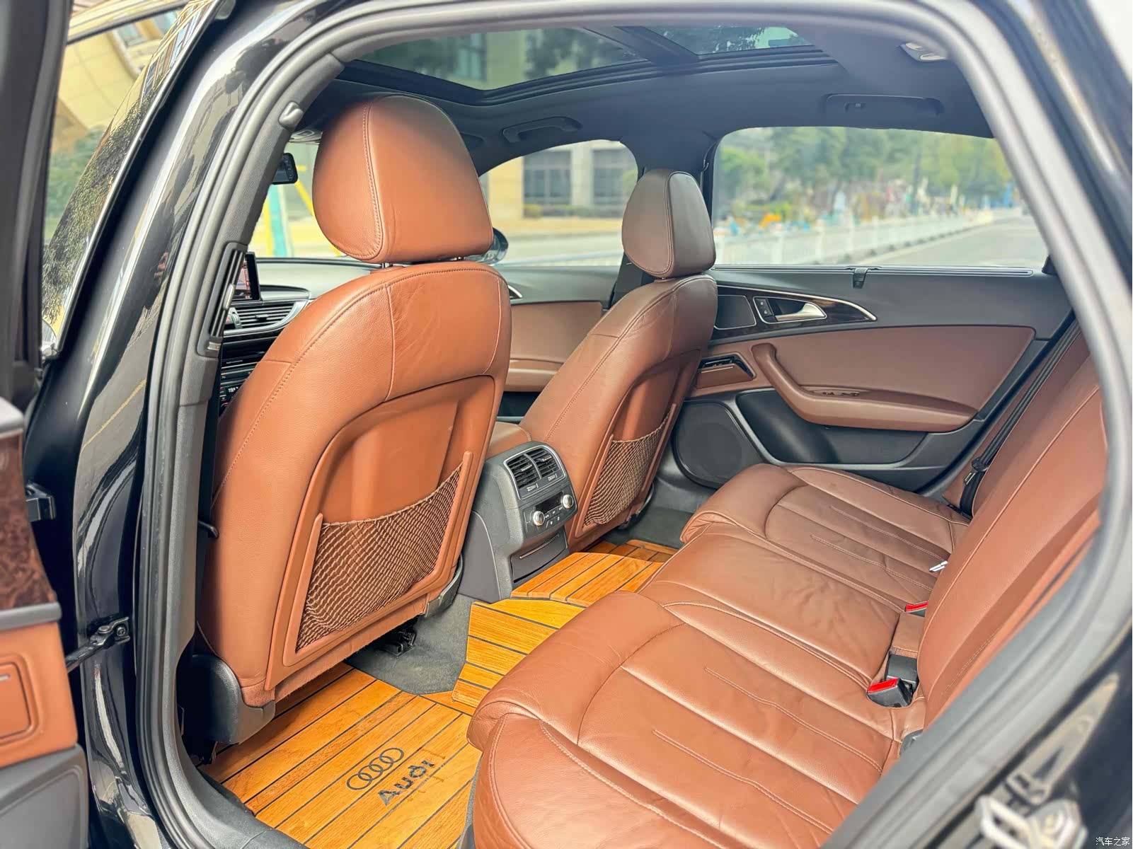 Audi A6L, 2018 9