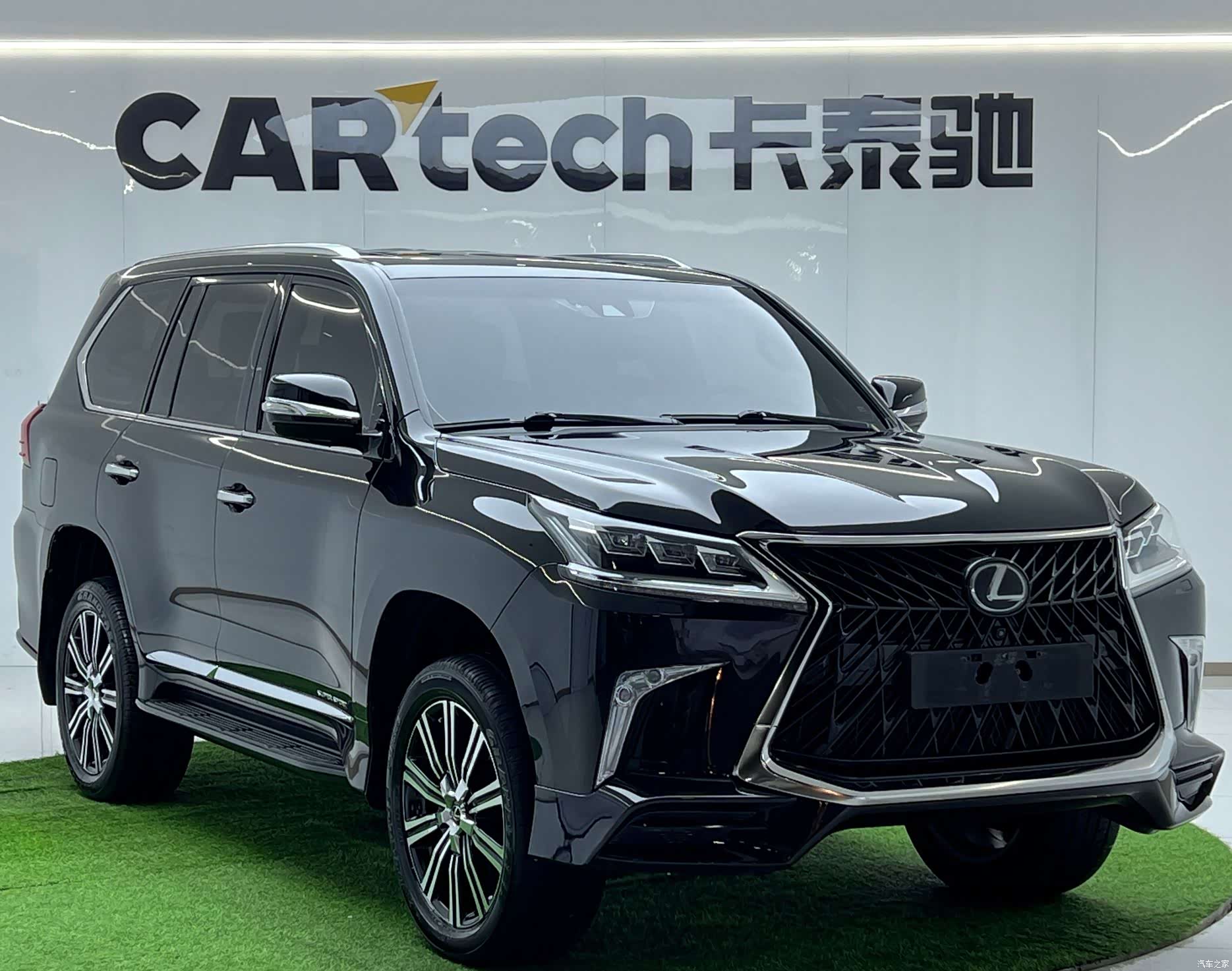 Lexus LX, 2019 2