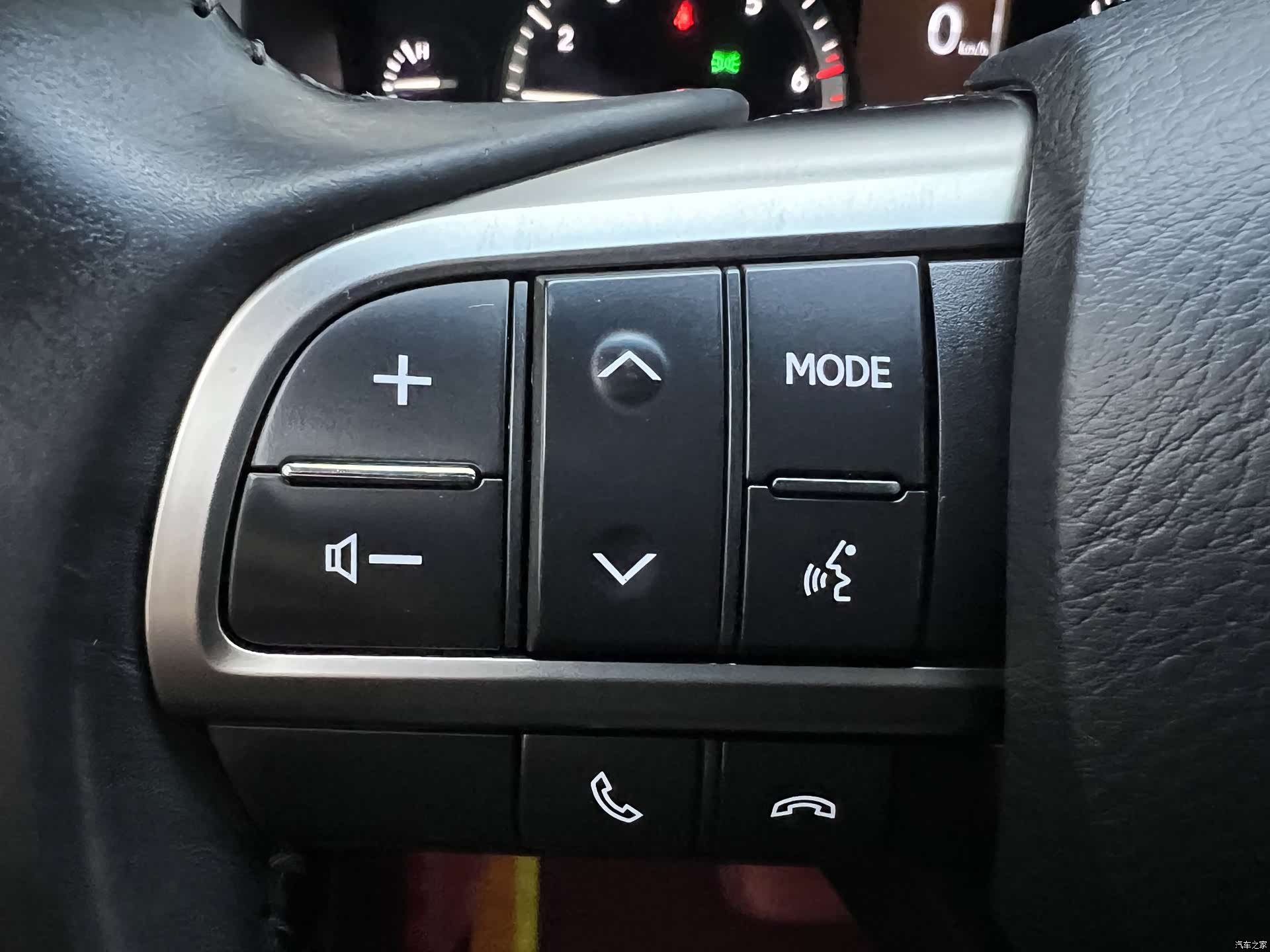 Lexus LX, 2019 15