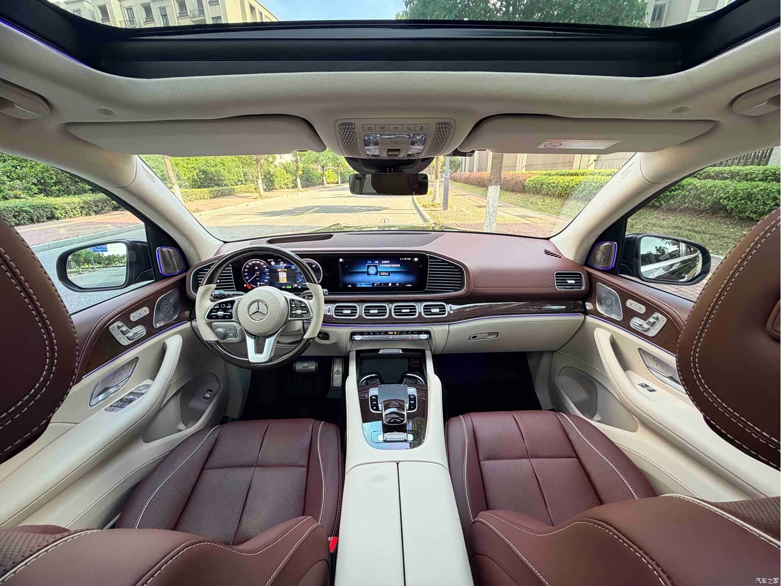 Maybach GLS, 2021 12